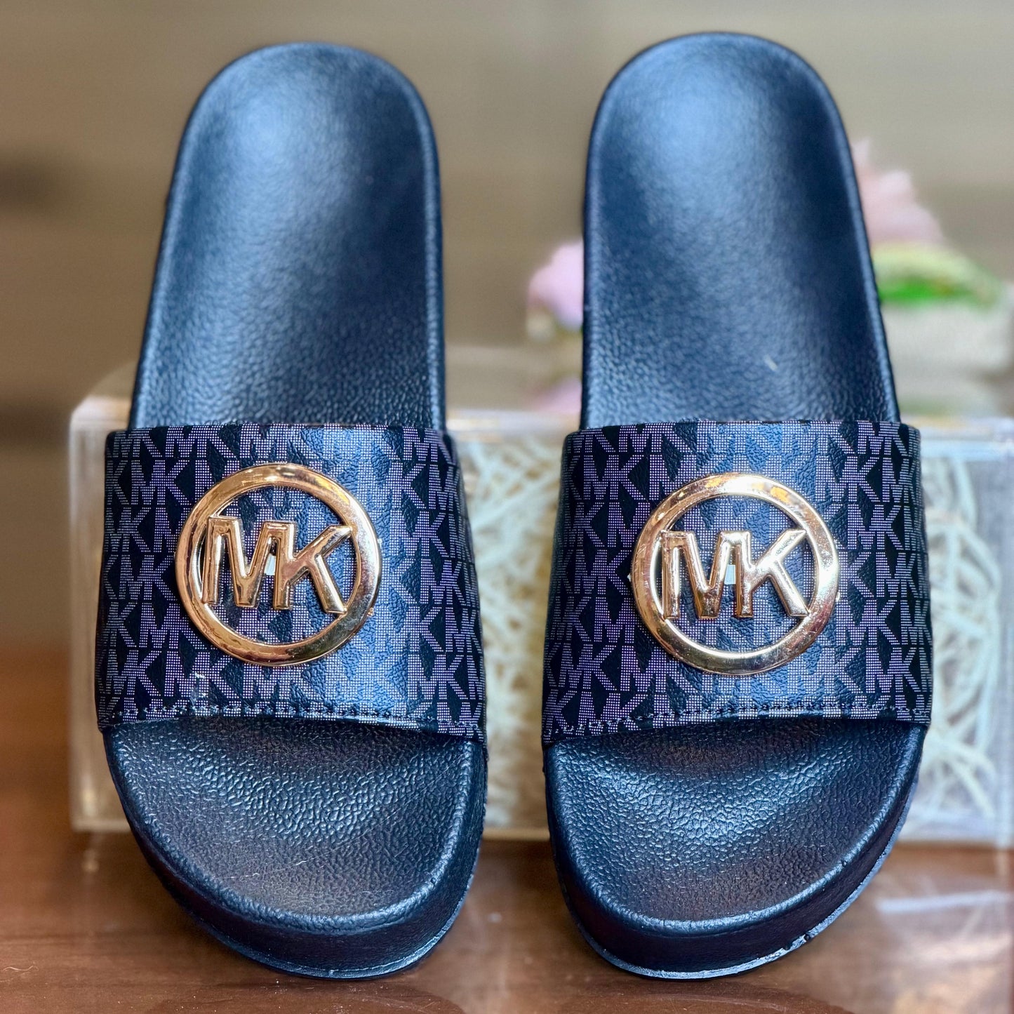 SLIPPER 5006