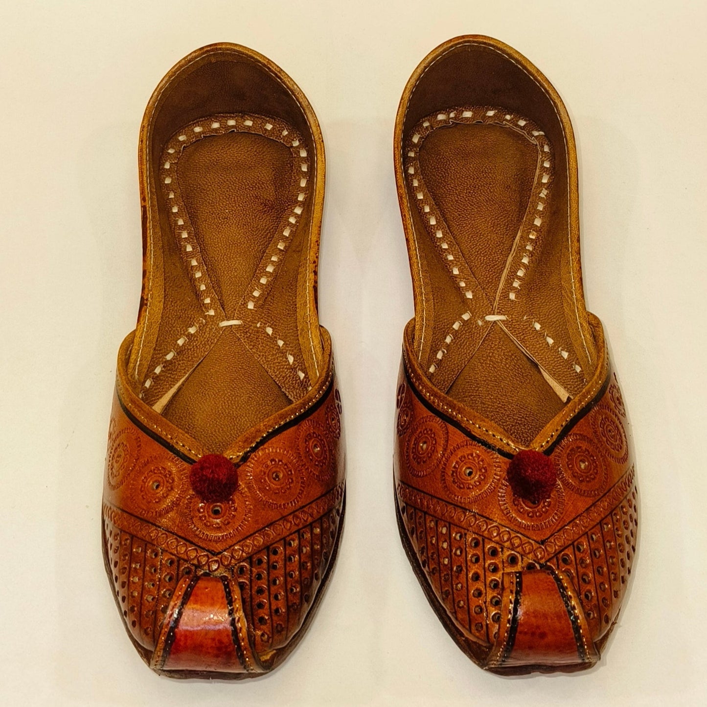 Punjabi Jutti Heavy Leather Pom Pom Work2520
