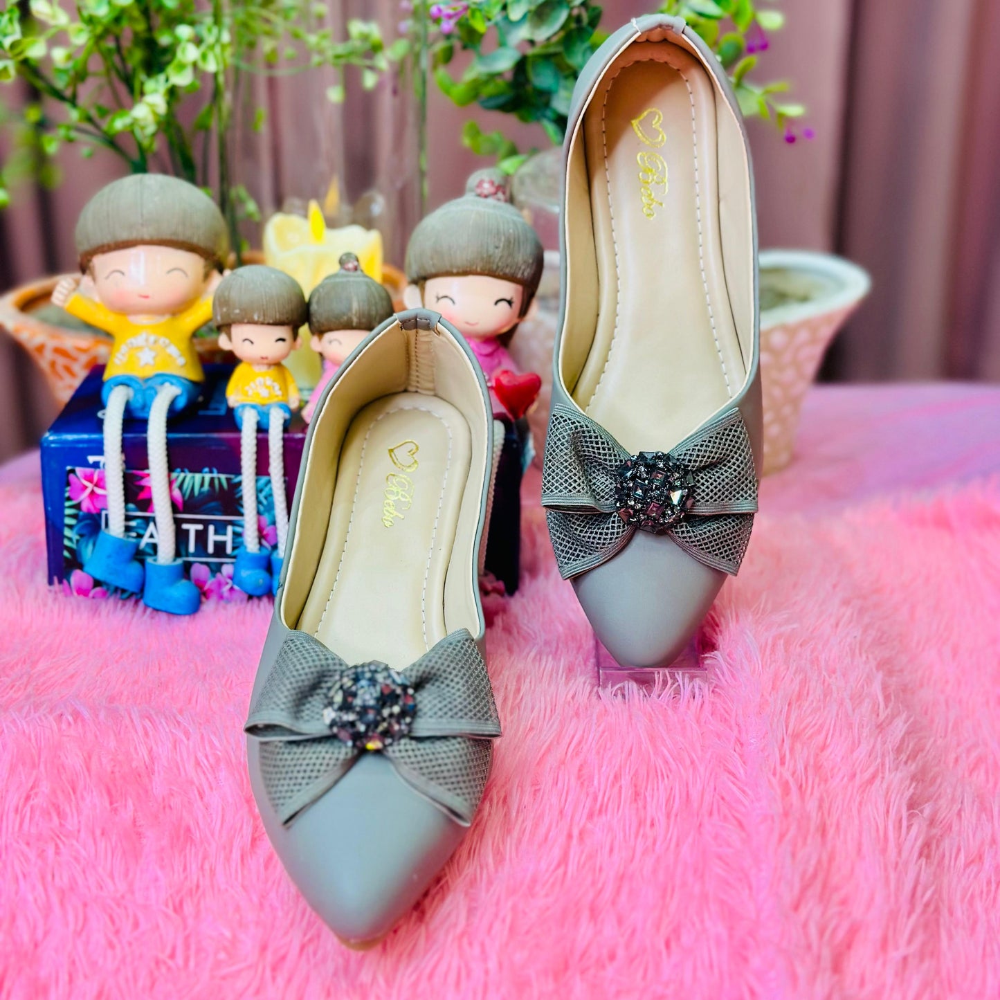 toes and flats  612