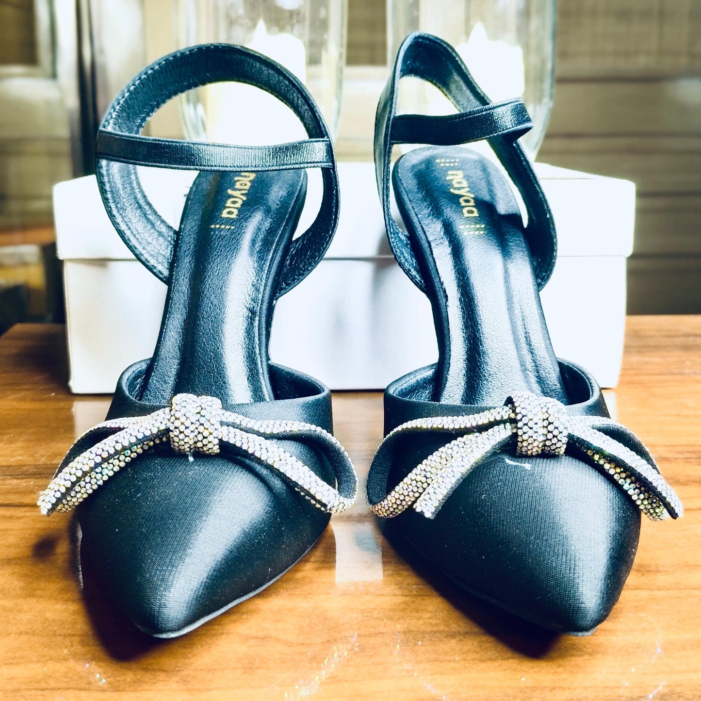 HEELS 02