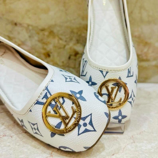 toes and flats  687