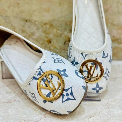 toes and flats  687