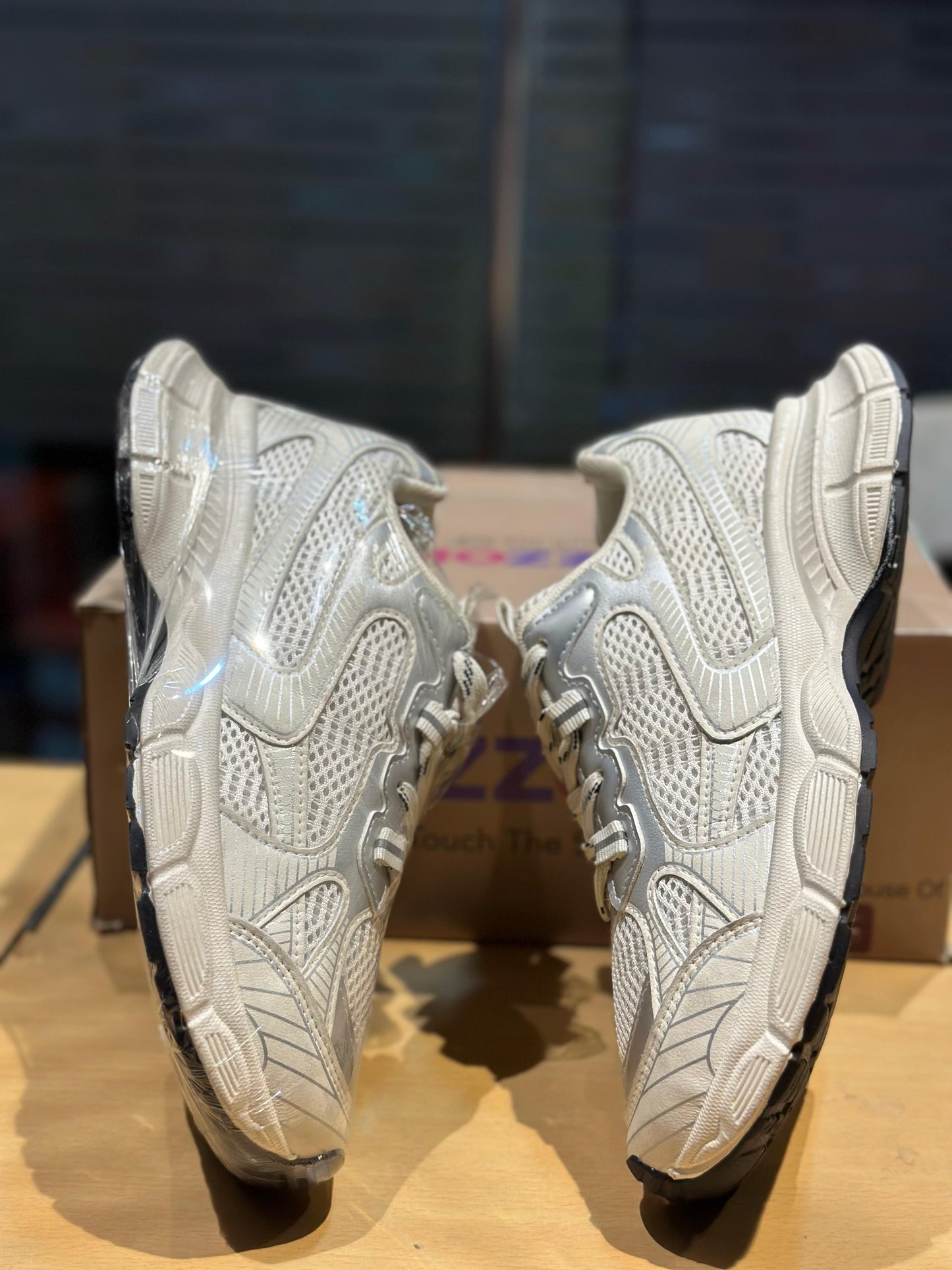SPORT SHOE 18