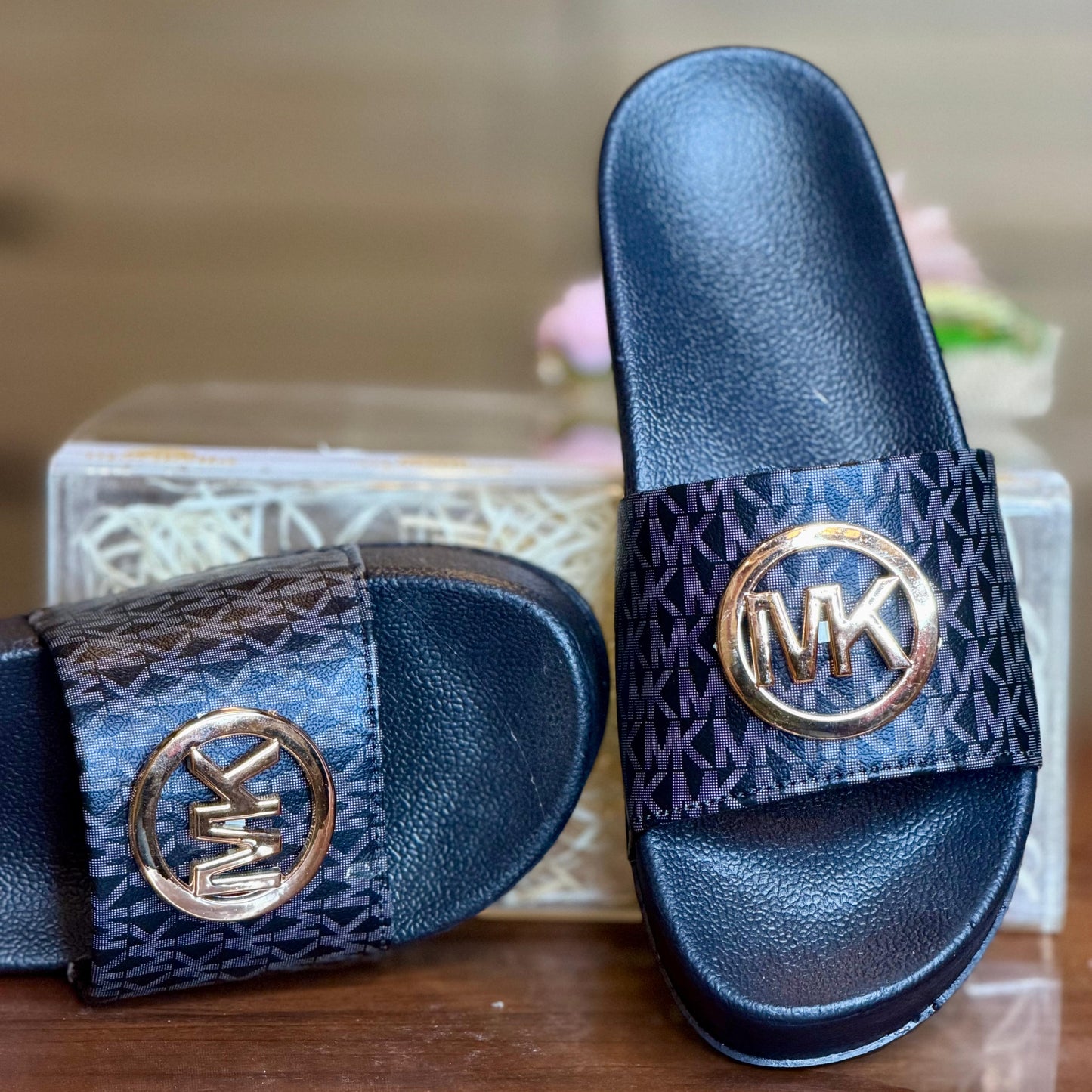 SLIPPER 5006