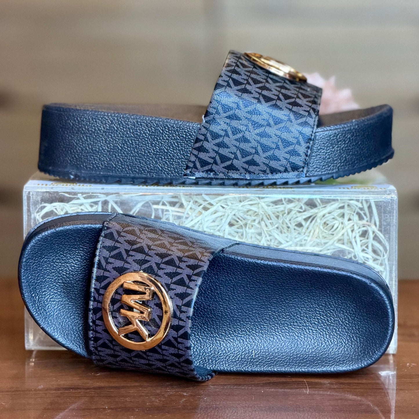 SLIPPER 5006