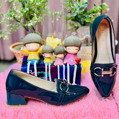 toes and flats  603